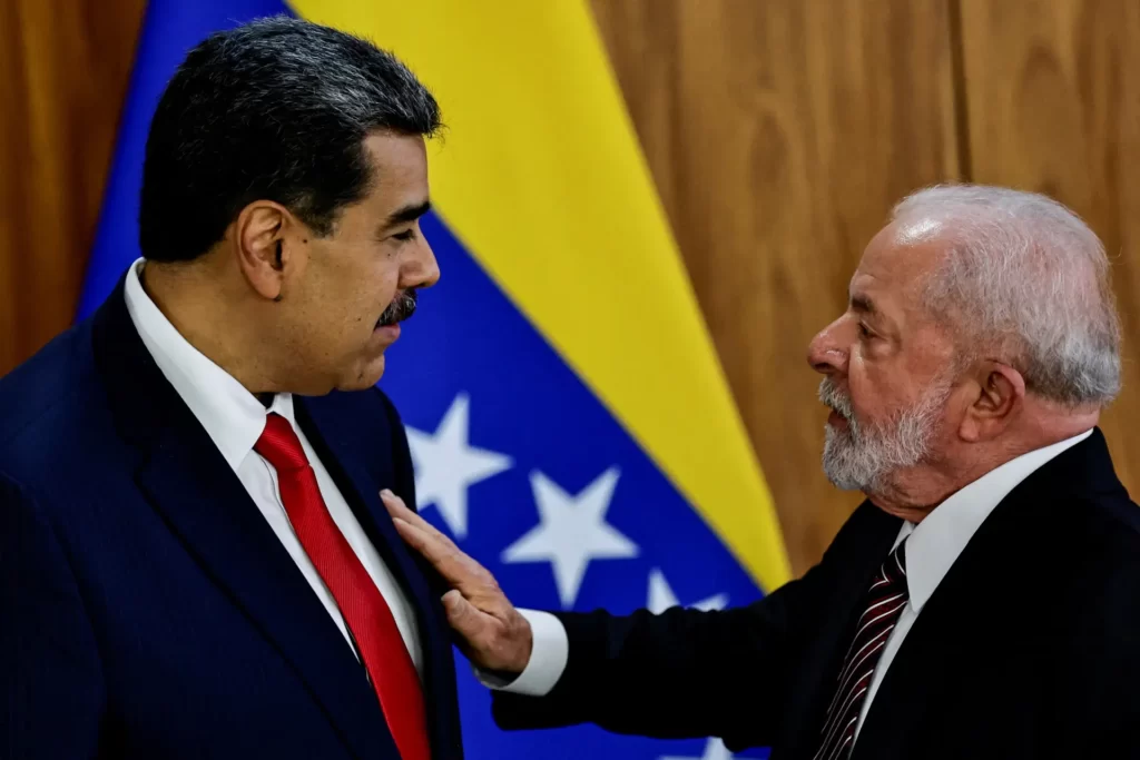 Maduro elogia Lula pela aliança contra a fome e oferece apoio da Venezuela para enfrentar desafios alimentares na América Latina.